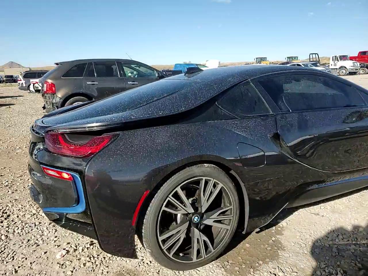 Фото: WBY2Z2C52FV392684