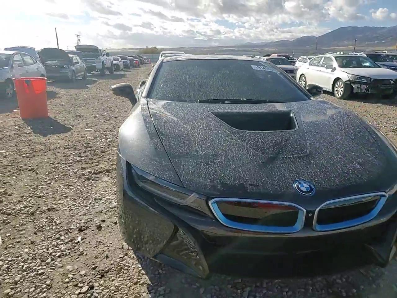 Фото: WBY2Z2C52FV392684