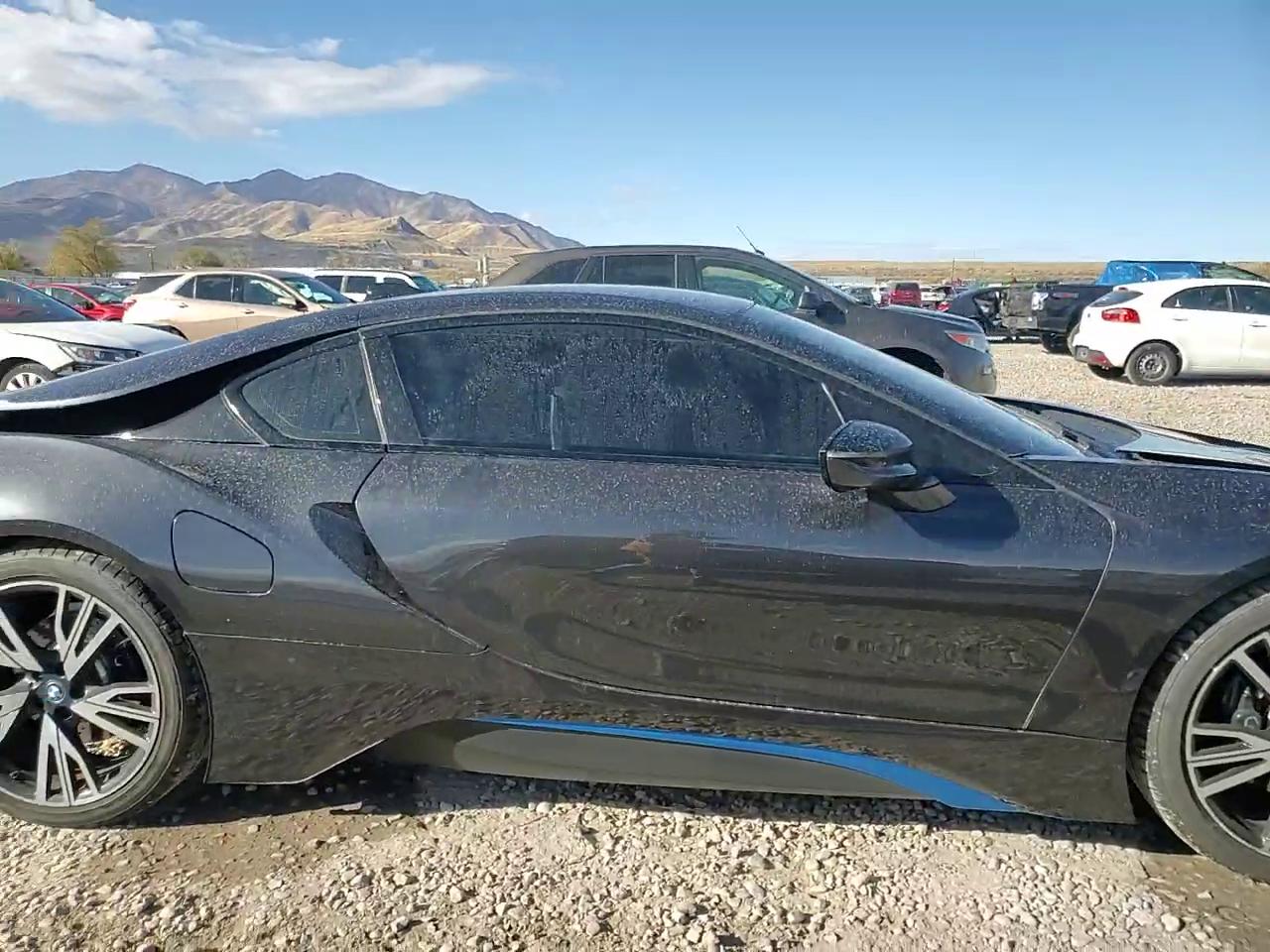 Фото: WBY2Z2C52FV392684