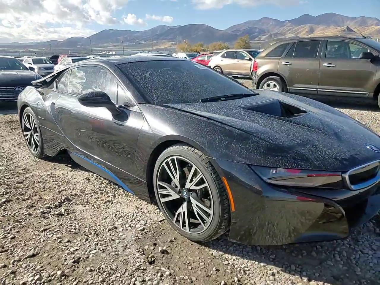 Фото: WBY2Z2C52FV392684