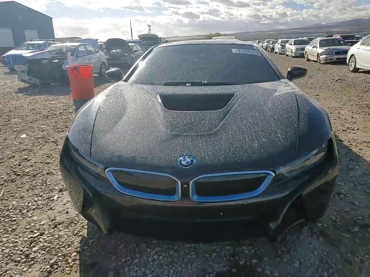 Фото: WBY2Z2C52FV392684