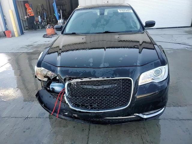 2021 Chrysler 300 Touring VIN: 2C3CCAAG1MH609318 Lot: 91825425