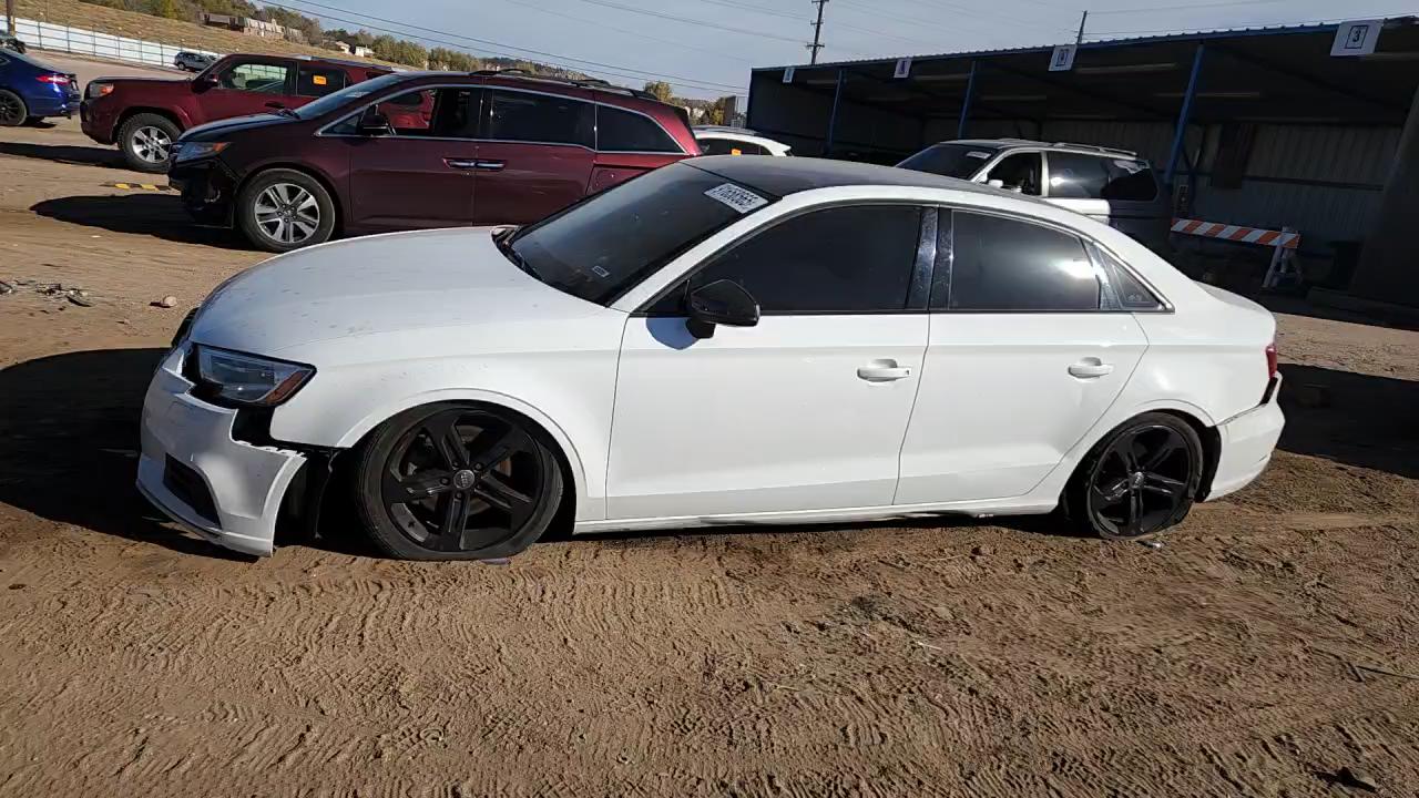 Фото: WAUB8GFF8H1042733