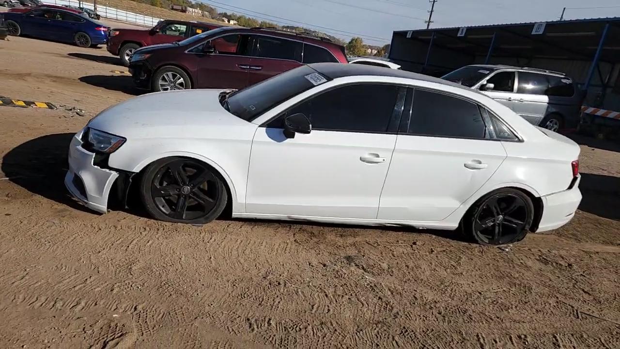 Фото: WAUB8GFF8H1042733