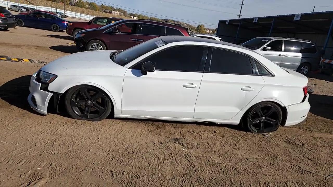 Фото: WAUB8GFF8H1042733