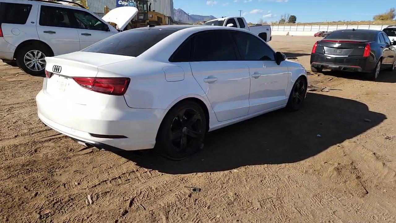 Фото: WAUB8GFF8H1042733