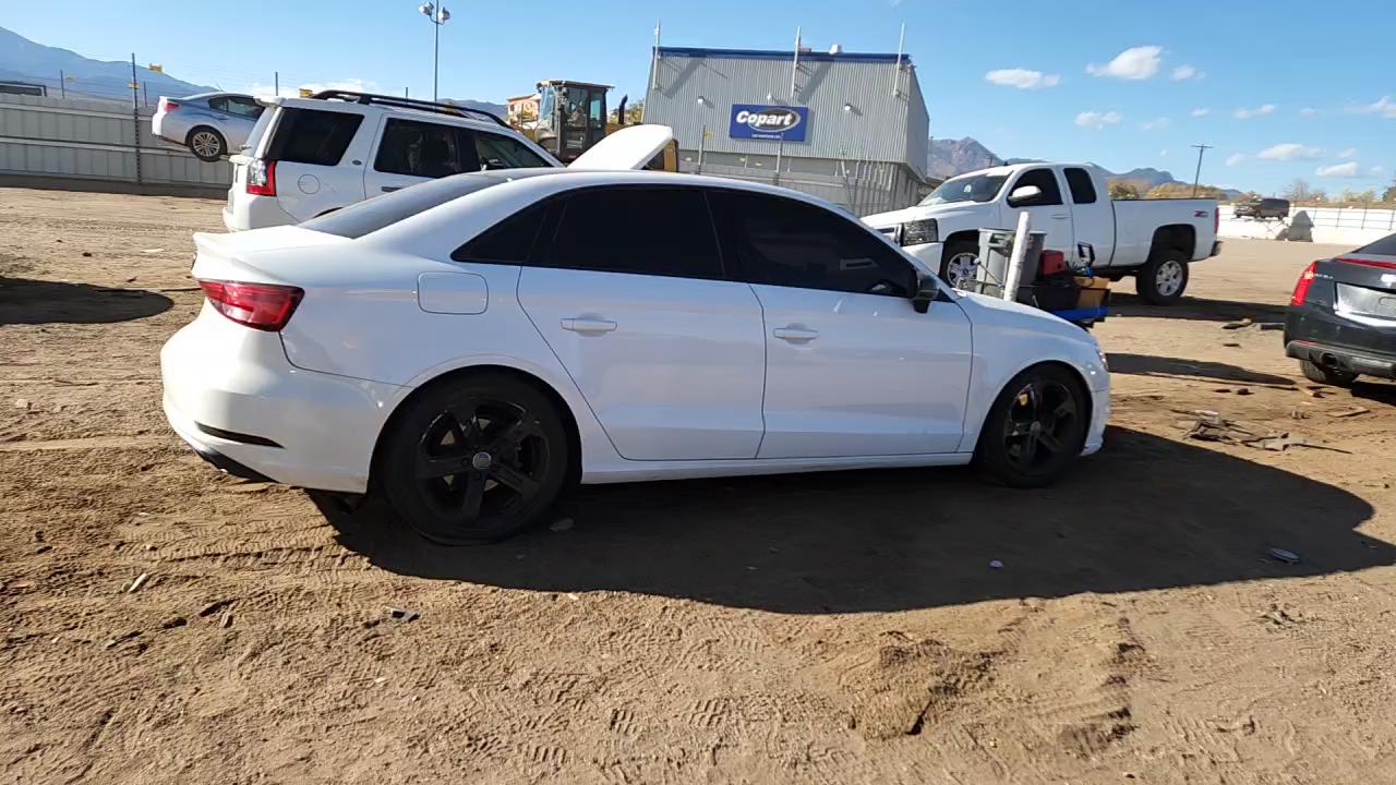 Фото: WAUB8GFF8H1042733