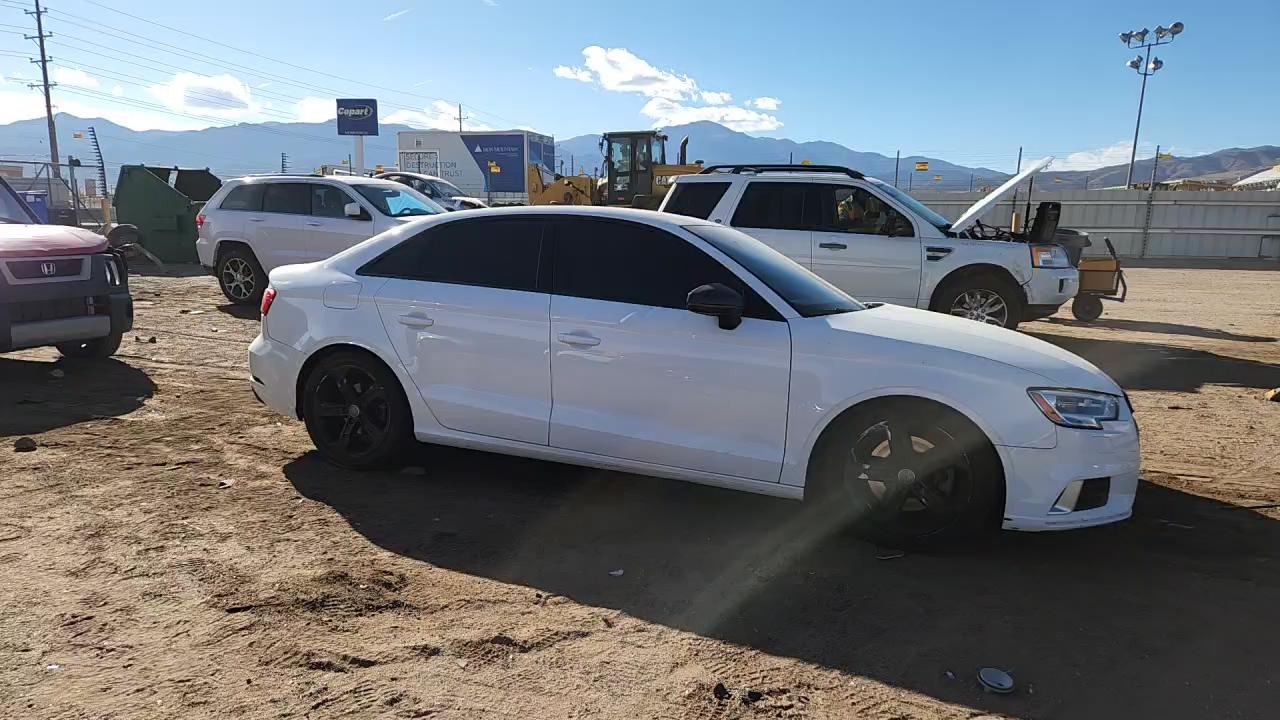 Фото: WAUB8GFF8H1042733