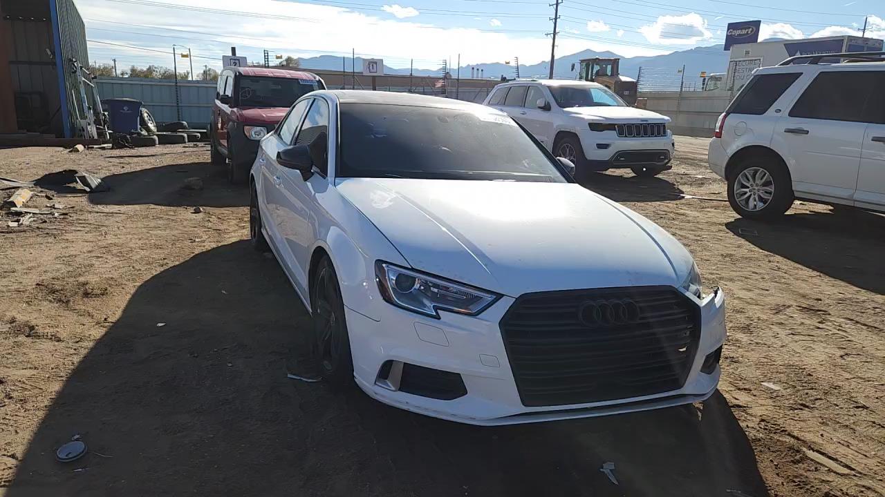 Фото: WAUB8GFF8H1042733