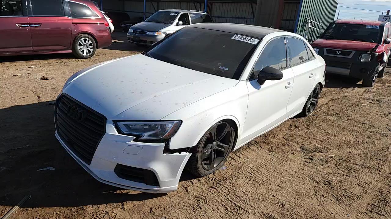 Фото: WAUB8GFF8H1042733