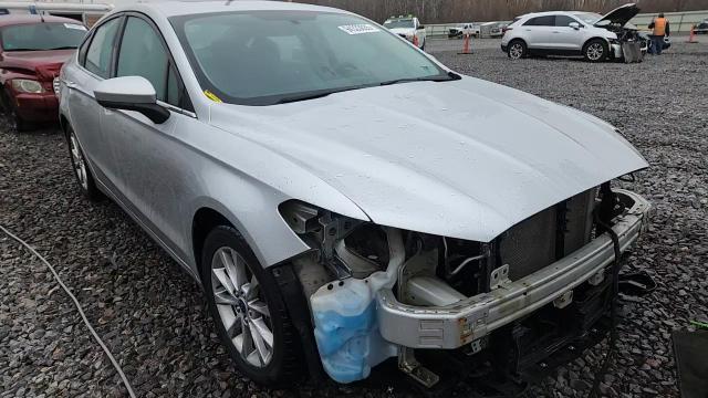 2017 Ford Fusion Se VIN: 3FA6P0H76HR125481 Lot: 94333035