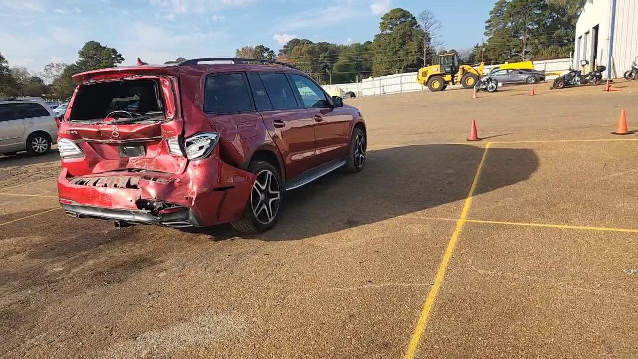 Фото: 4JGDF7DE0HA692244