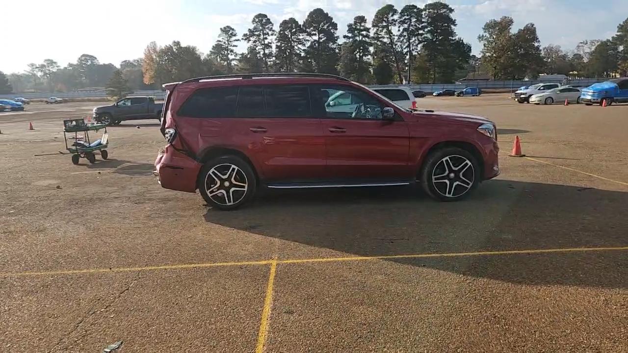 Фото: 4JGDF7DE0HA692244