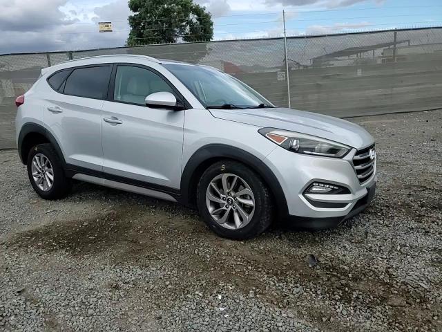 2018 Hyundai Tucson Sel VIN: KM8J3CA46JU697145 Lot: 93947265