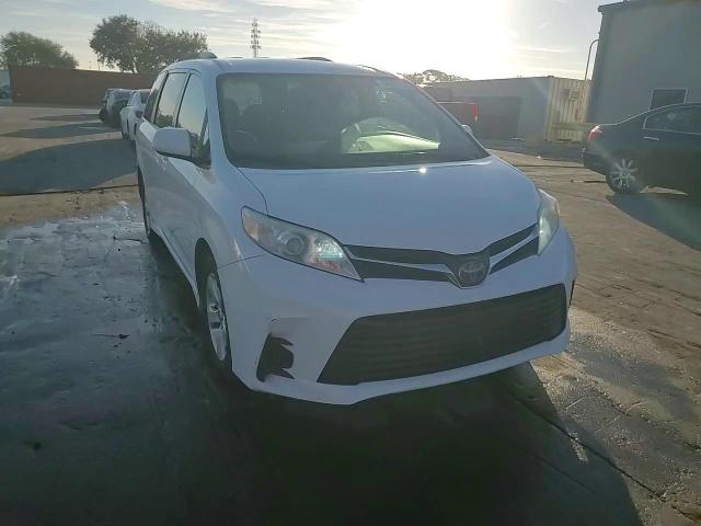 2022 Toyota Sienna Le VIN: 5TDKZ3DC2LS070718 Lot: 94259925