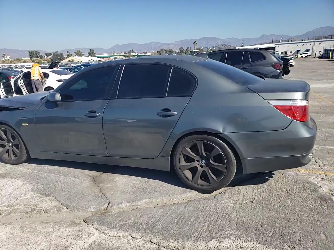 Фото: WBANB33545CN65833