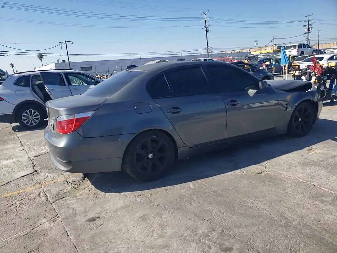 Фото: WBANB33545CN65833