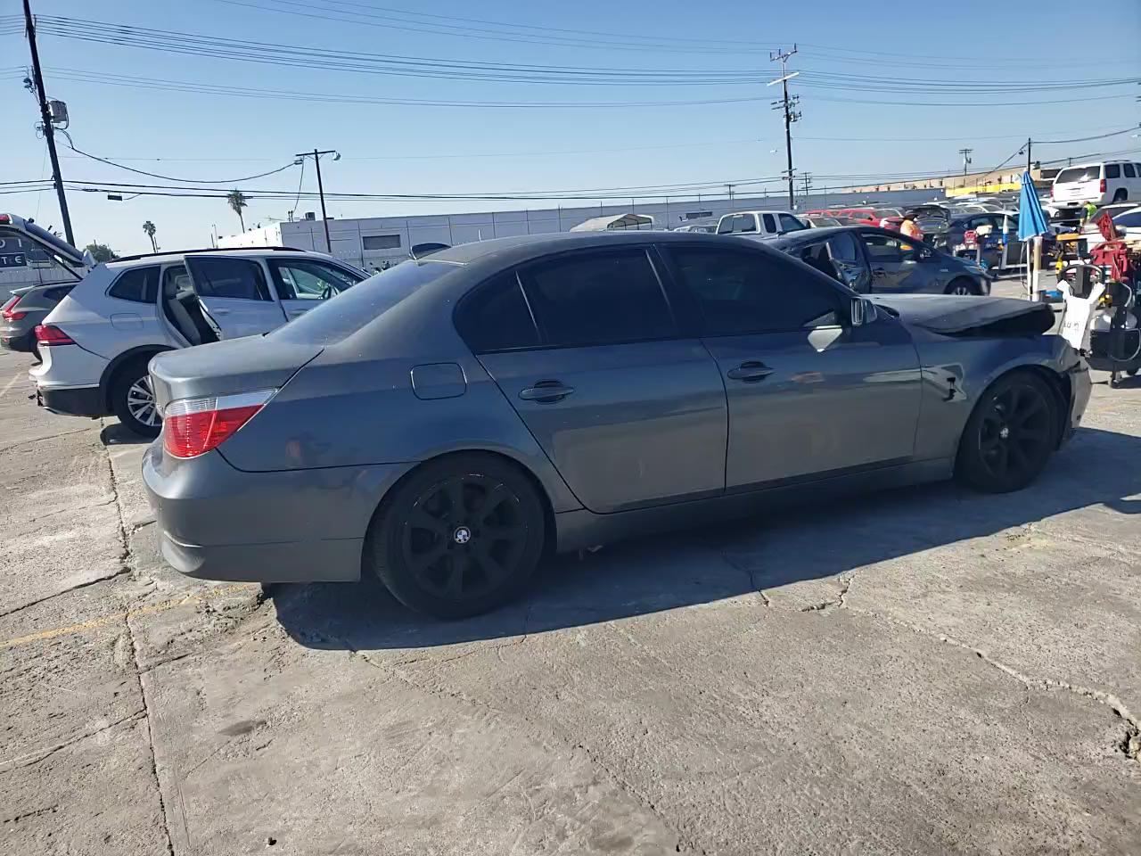 Фото: WBANB33545CN65833