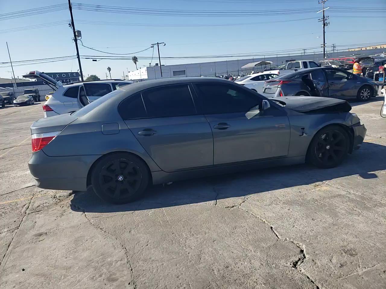 Фото: WBANB33545CN65833