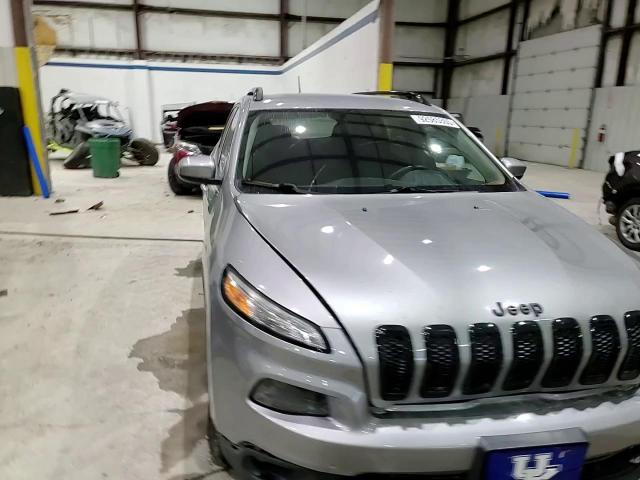 2015 Jeep Cherokee Latitude VIN: 1C4PJLCB4FW731269 Lot: 92585355