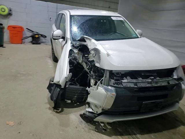 2018 Mitsubishi Outlander Se VIN: JA4AD3A36JZ018092 Lot: 91996125