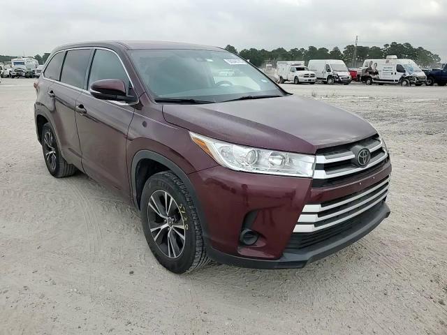 2018 Toyota Highlander Le VIN: 5TDZZRFH7JS257606 Lot: 93946745