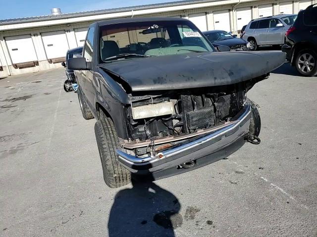 1996 Chevrolet Gmt-400 K1500 VIN: 1GCEK14R0TZ215568 Lot: 92440775