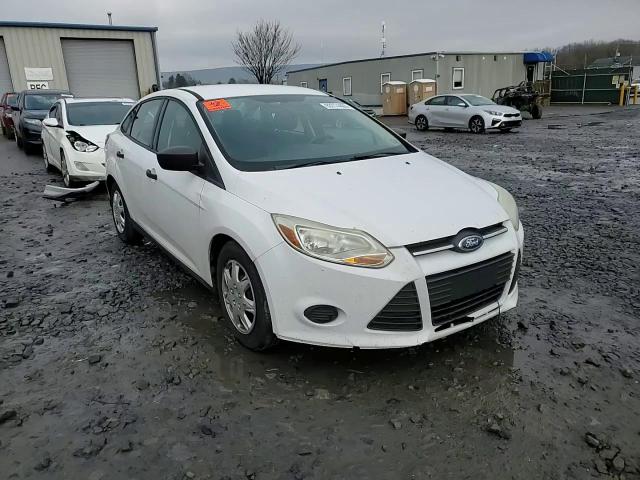 2012 Ford Focus S VIN: 1FAHP3E25CL270053 Lot: 93774405
