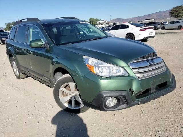 2013 Subaru Outback 2.5I Premium VIN: 4S4BRBCC5D3268638 Lot: 94372005