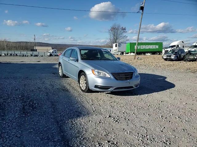 2014 Chrysler 200 Touring VIN: 1C3CCBBB8EN171642 Lot: 92853355