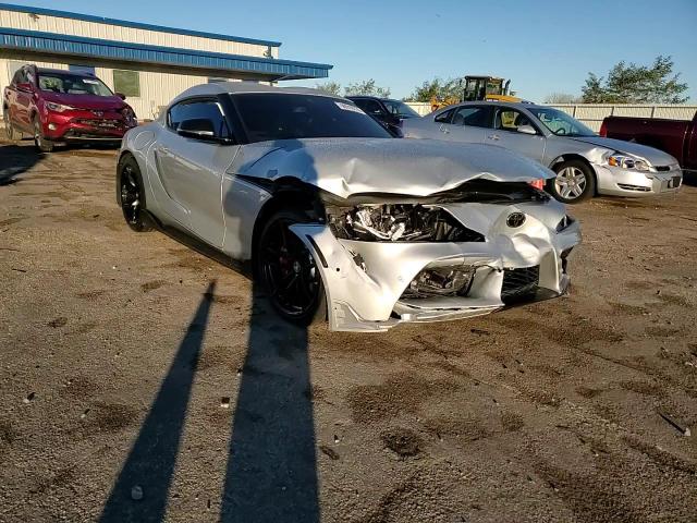 2021 Toyota Supra Base VIN: WZ1DB0C07MW042693 Lot: 90918735