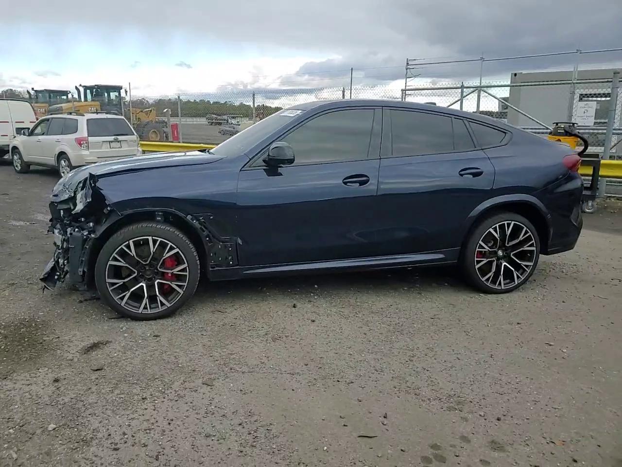 Фото: 5YMCY0C00N9L87564