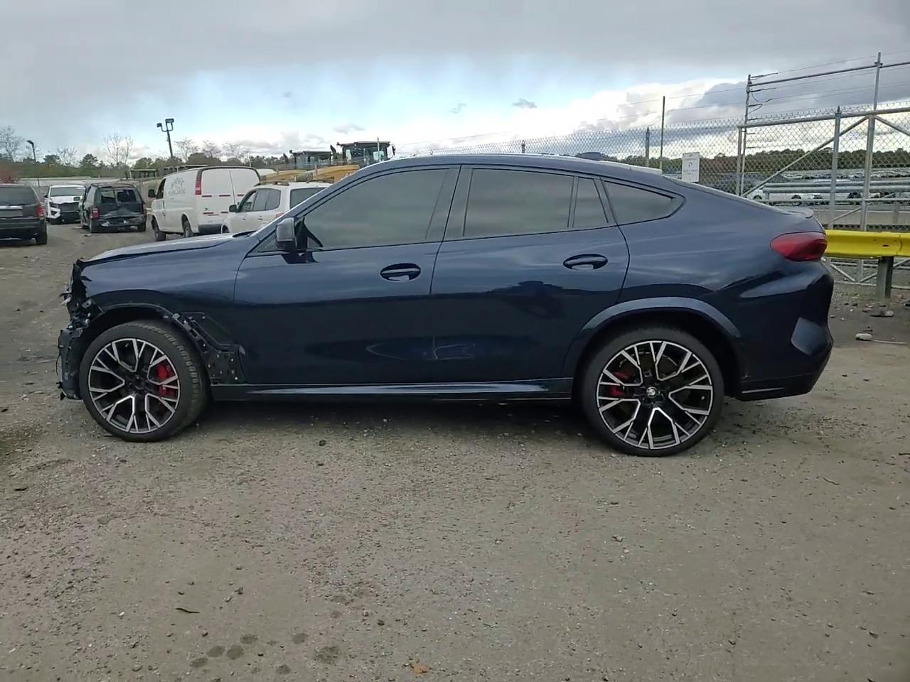 Фото: 5YMCY0C00N9L87564