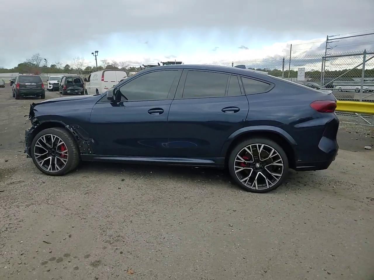 Фото: 5YMCY0C00N9L87564