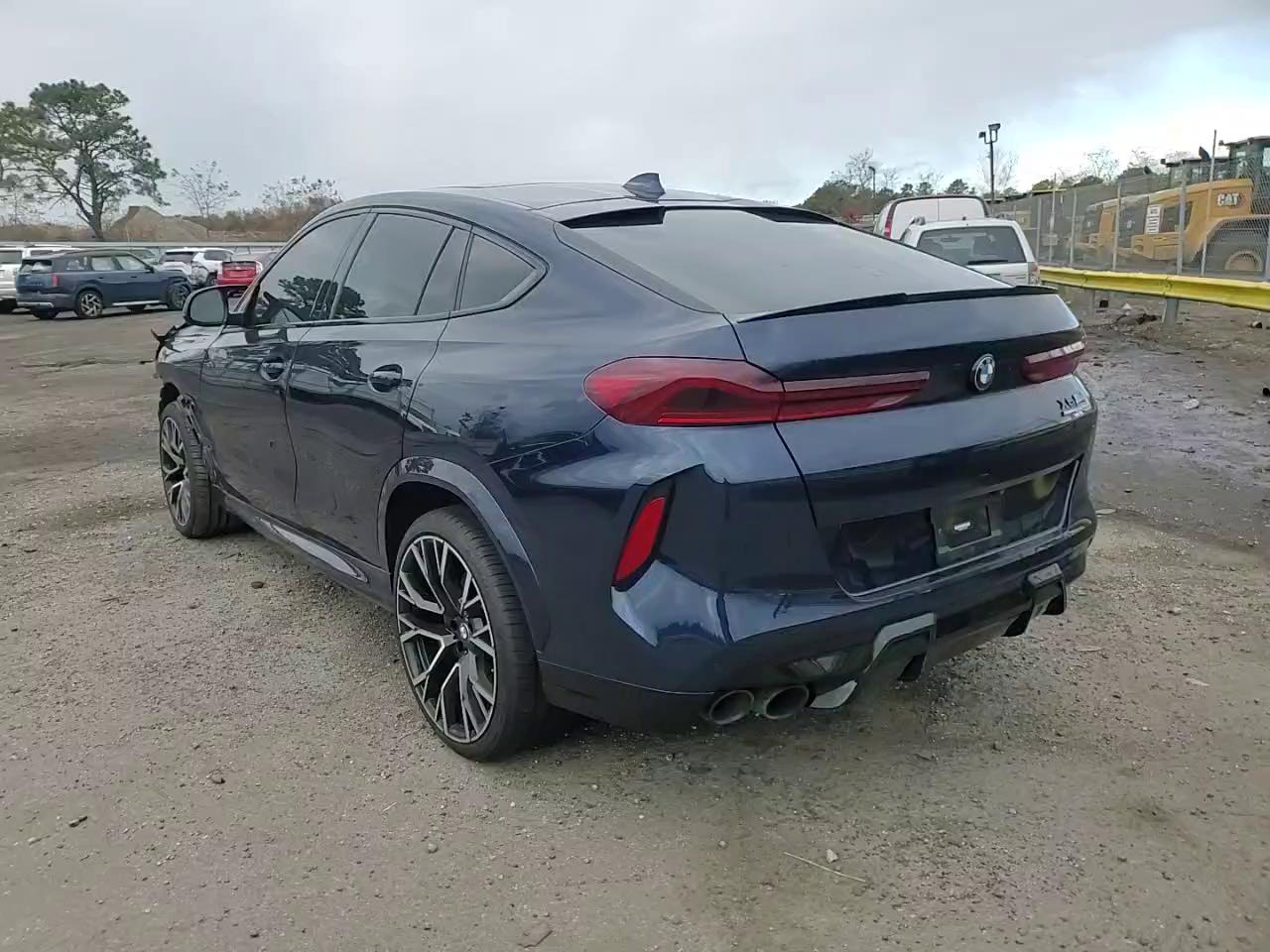 Фото: 5YMCY0C00N9L87564