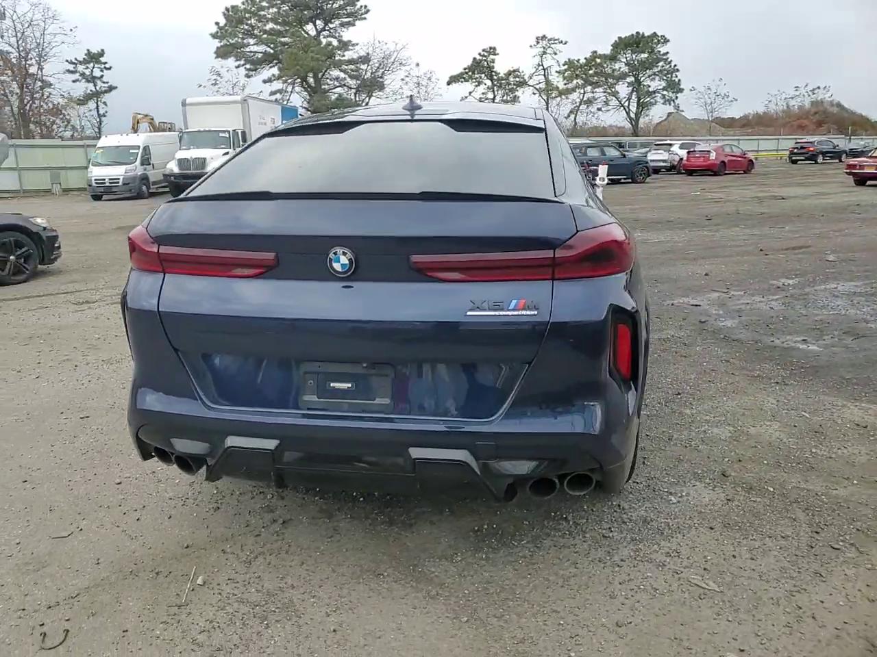 Фото: 5YMCY0C00N9L87564