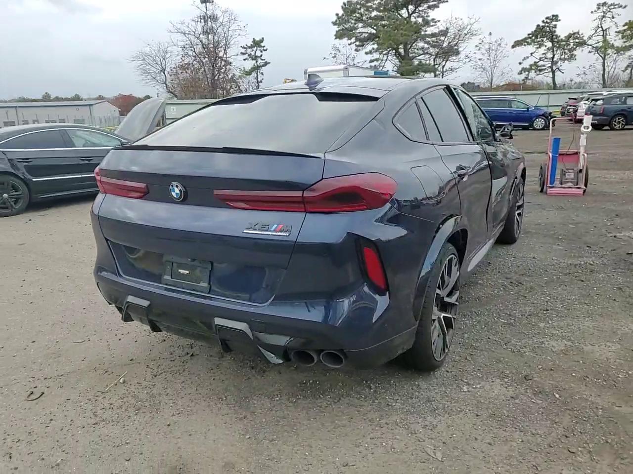 Фото: 5YMCY0C00N9L87564