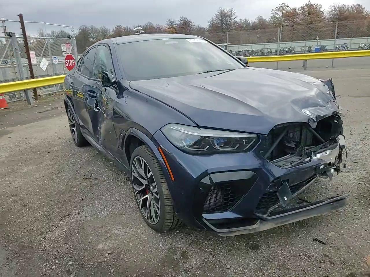 Фото: 5YMCY0C00N9L87564