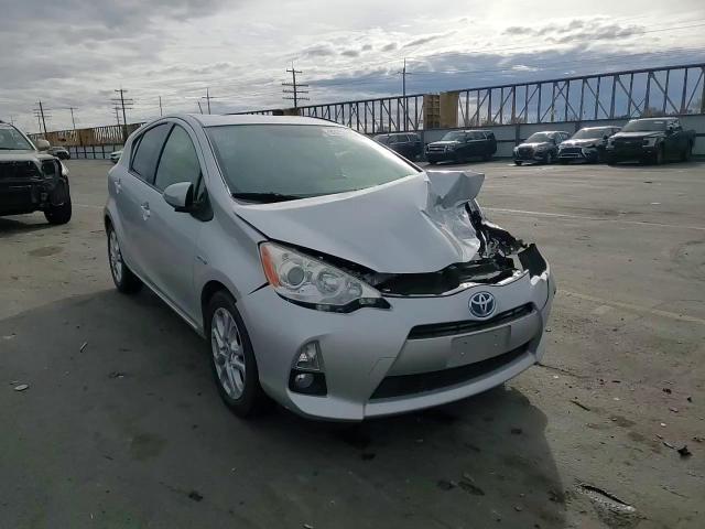 2013 Toyota Prius C VIN: JTDKDTB37D1051226 Lot: 93258445