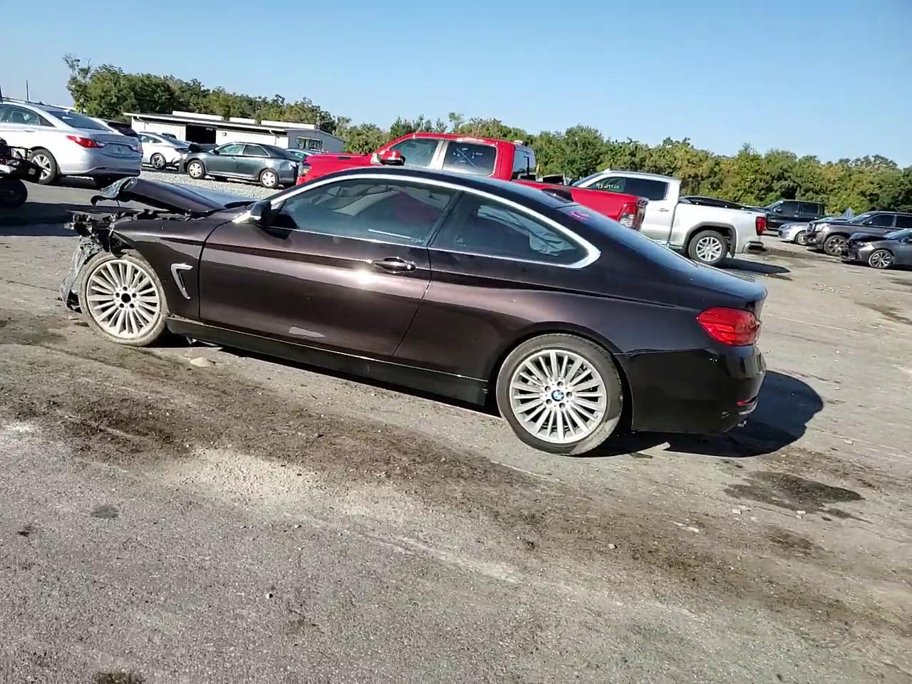 Фото: WBA3N3C58EK231535