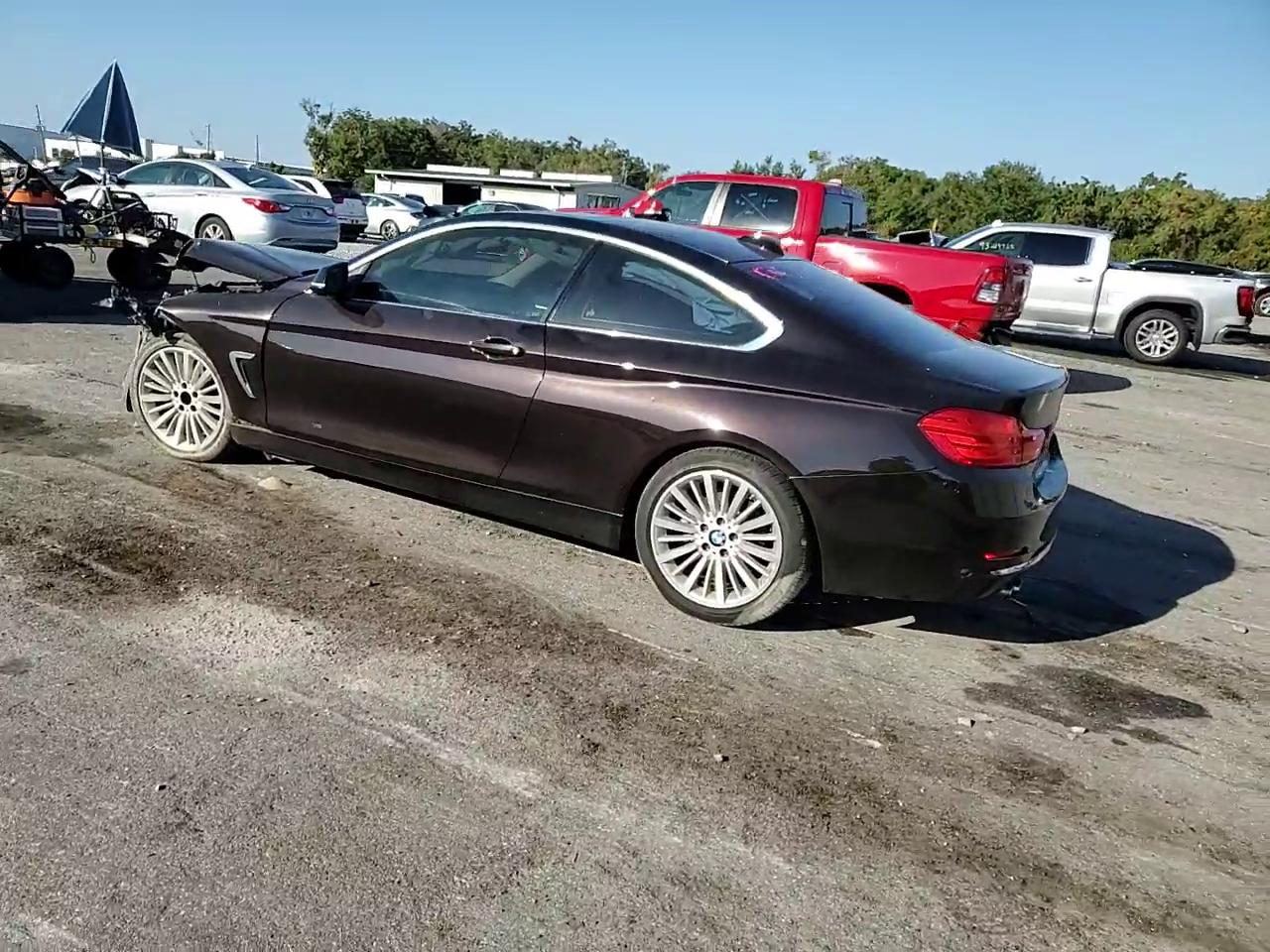 Фото: WBA3N3C58EK231535