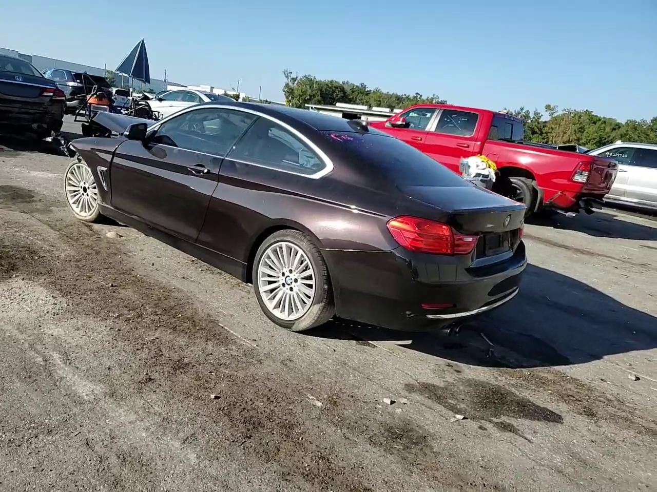 Фото: WBA3N3C58EK231535