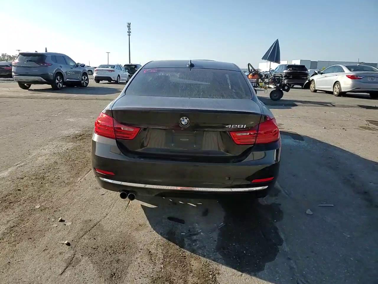 Фото: WBA3N3C58EK231535