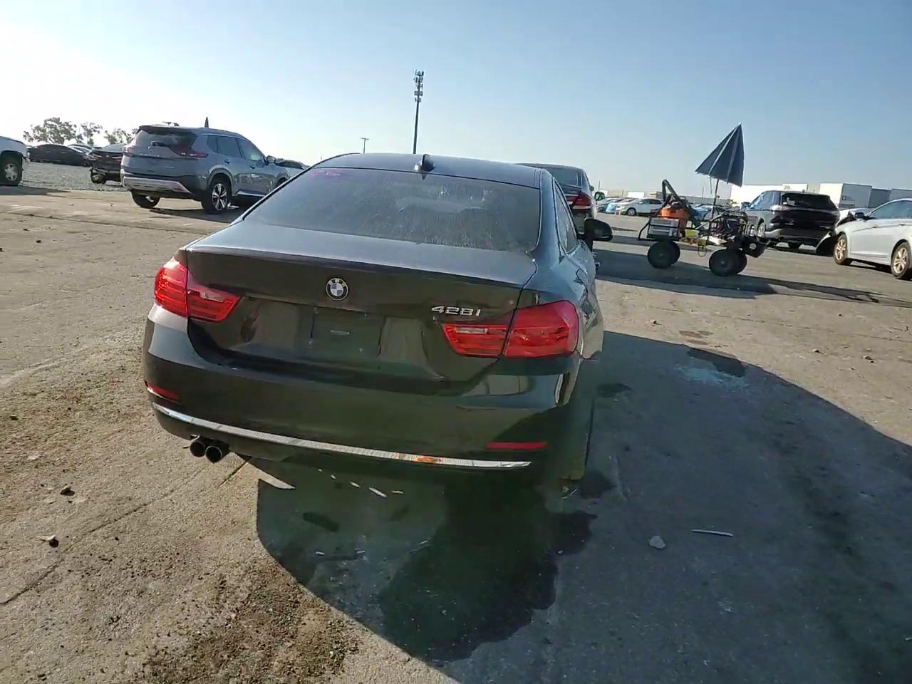 Фото: WBA3N3C58EK231535