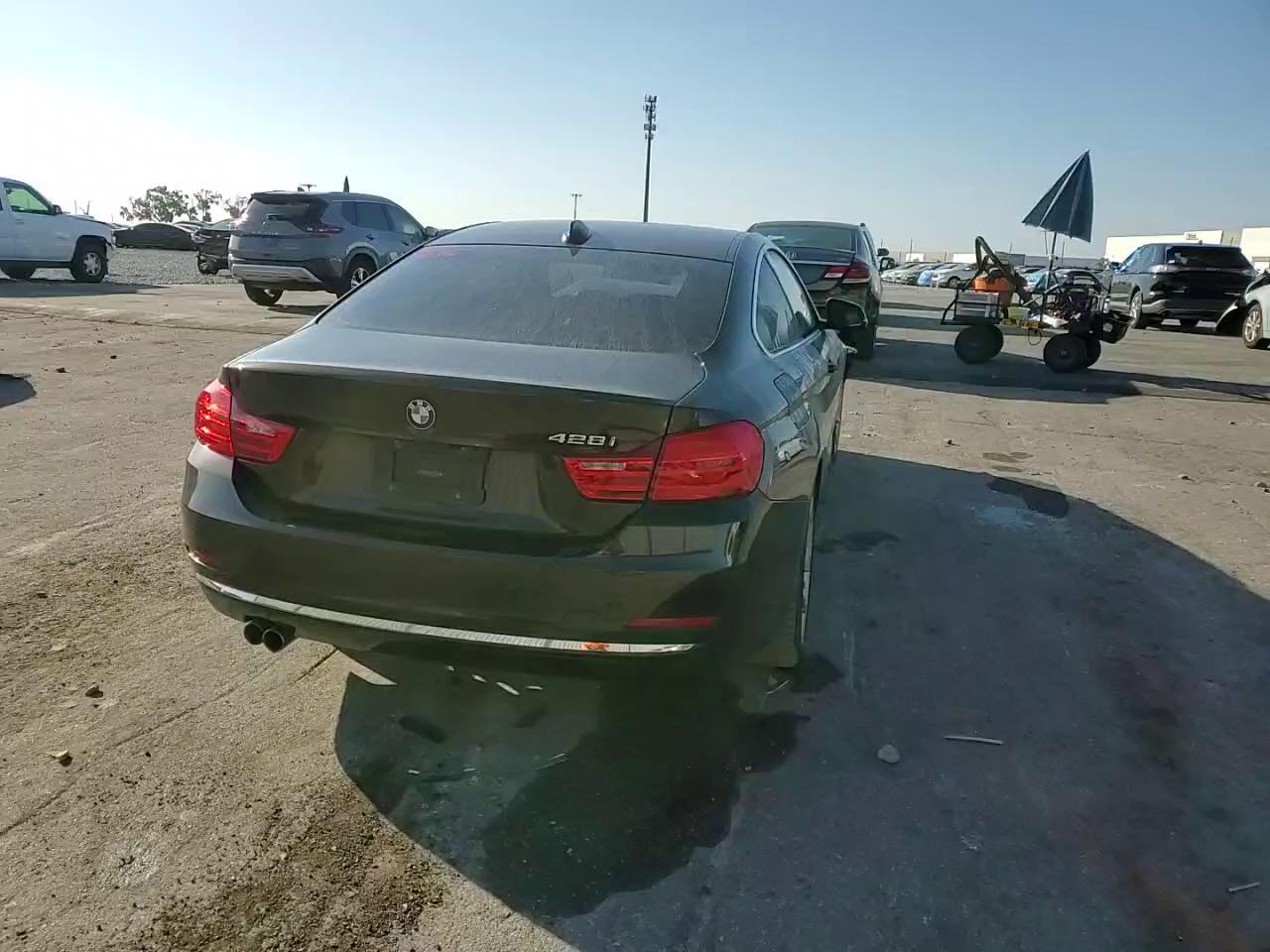 Фото: WBA3N3C58EK231535