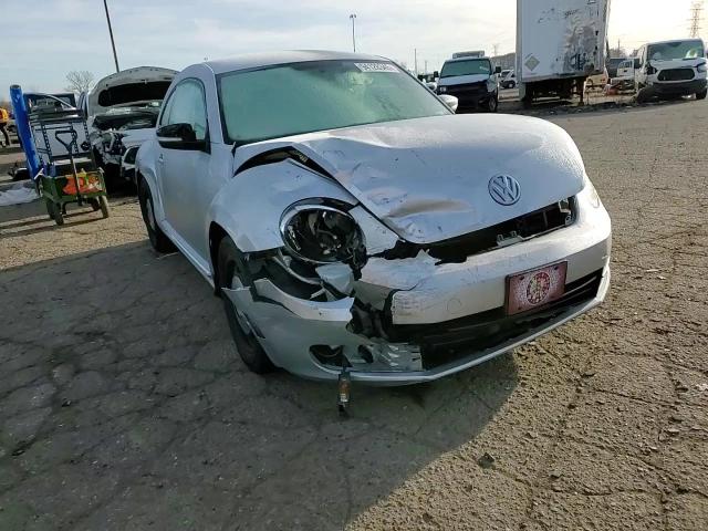 2013 Volkswagen Beetle VIN: 3VWJP7AT7DM660585 Lot: 94128345