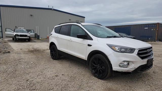 2017 Ford Escape Se VIN: 1FMCU9GD0HUB53055 Lot: 91229795