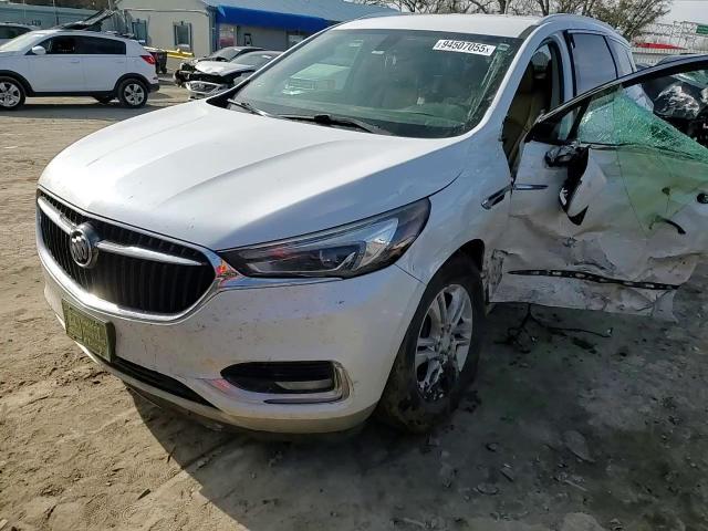 2018 Buick Enclave Essence VIN: 5GAERBKW4JJ263582 Lot: 94507055