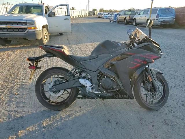 2017 Yamaha Yzfr3 A VIN: MH3RH15Y0HK001655 Lot: 91170745