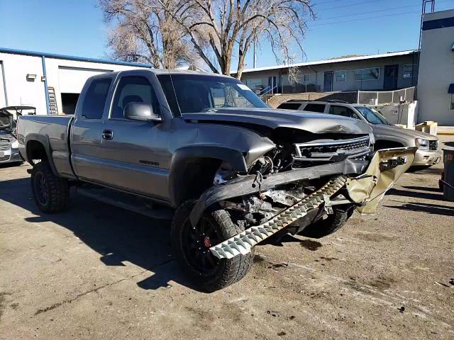 2004 Chevrolet Silverado C2500 Heavy Duty VIN: 1GCHC29U24E346670 Lot: 55597154